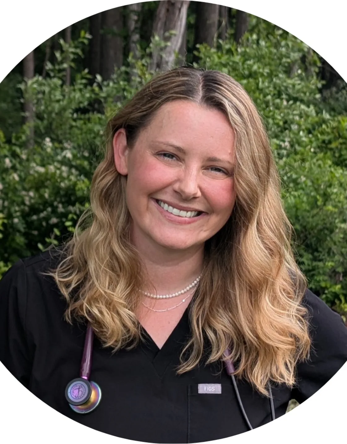 Dr. Liz Vacendak Dr. Liz Vacendak