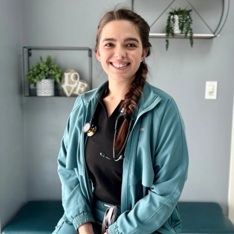 Dr. Tatiana Clowes Dr. Tatiana Clowes