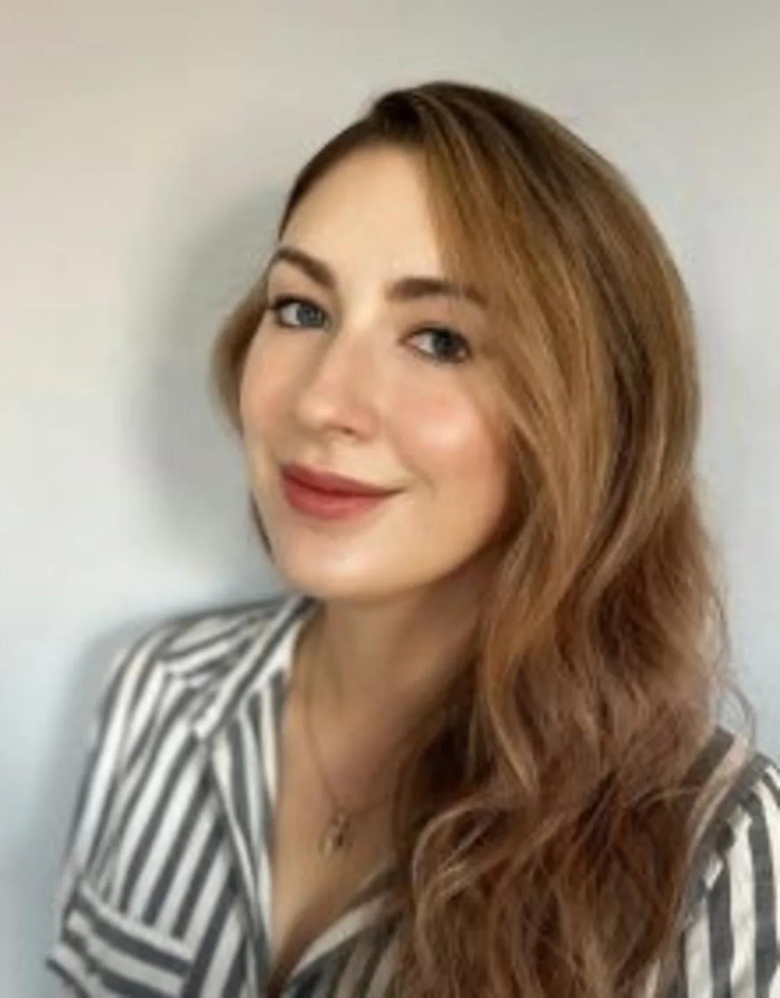 Dr. Teresa Lucibello Dr. Teresa Lucibello