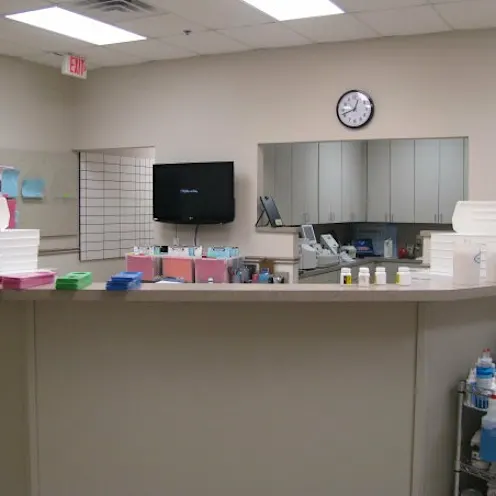 Windhaven Veterinary Hospital Treatment Area and Lab Windhaven Veterinary Hospital Treatment Area and Lab