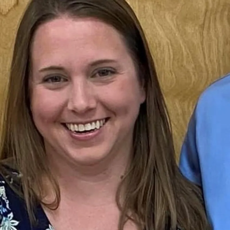 Dr. Sarah Reynolds Dr. Sarah Reynolds