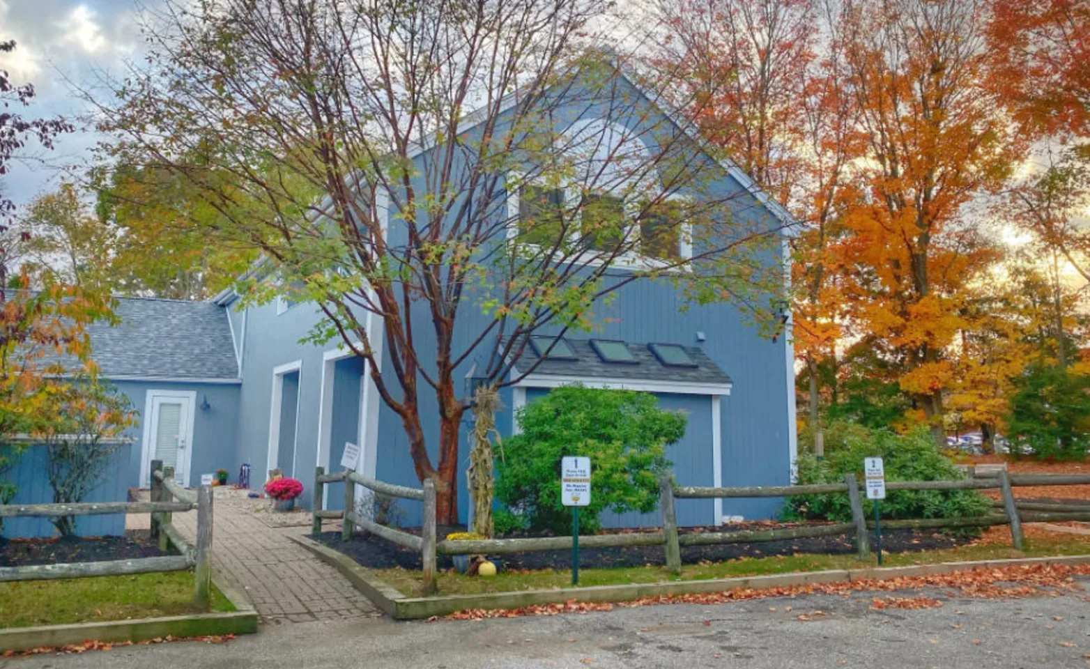 East Brook Animal Hospital Building Exterior