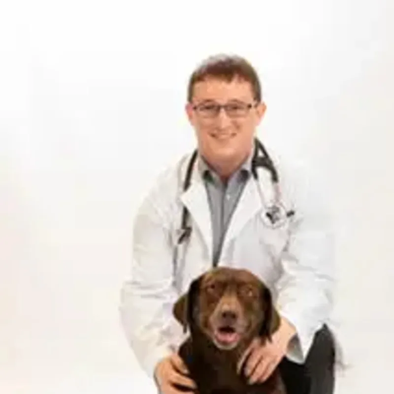 Dr. Jake Hunerdosse Dr. Jake Hunerdosse
