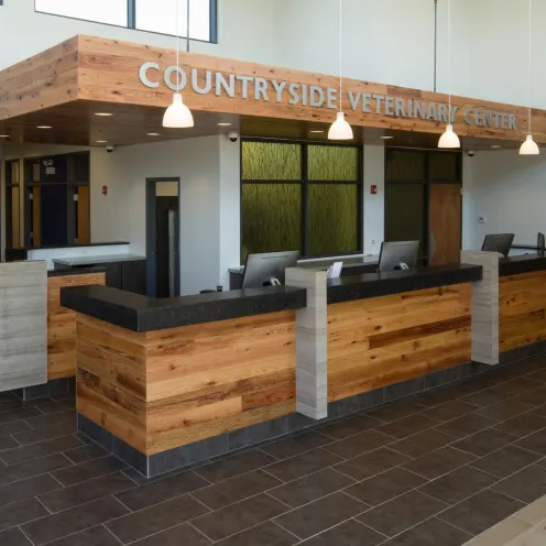 the front desk at Countryside Veterinary Center