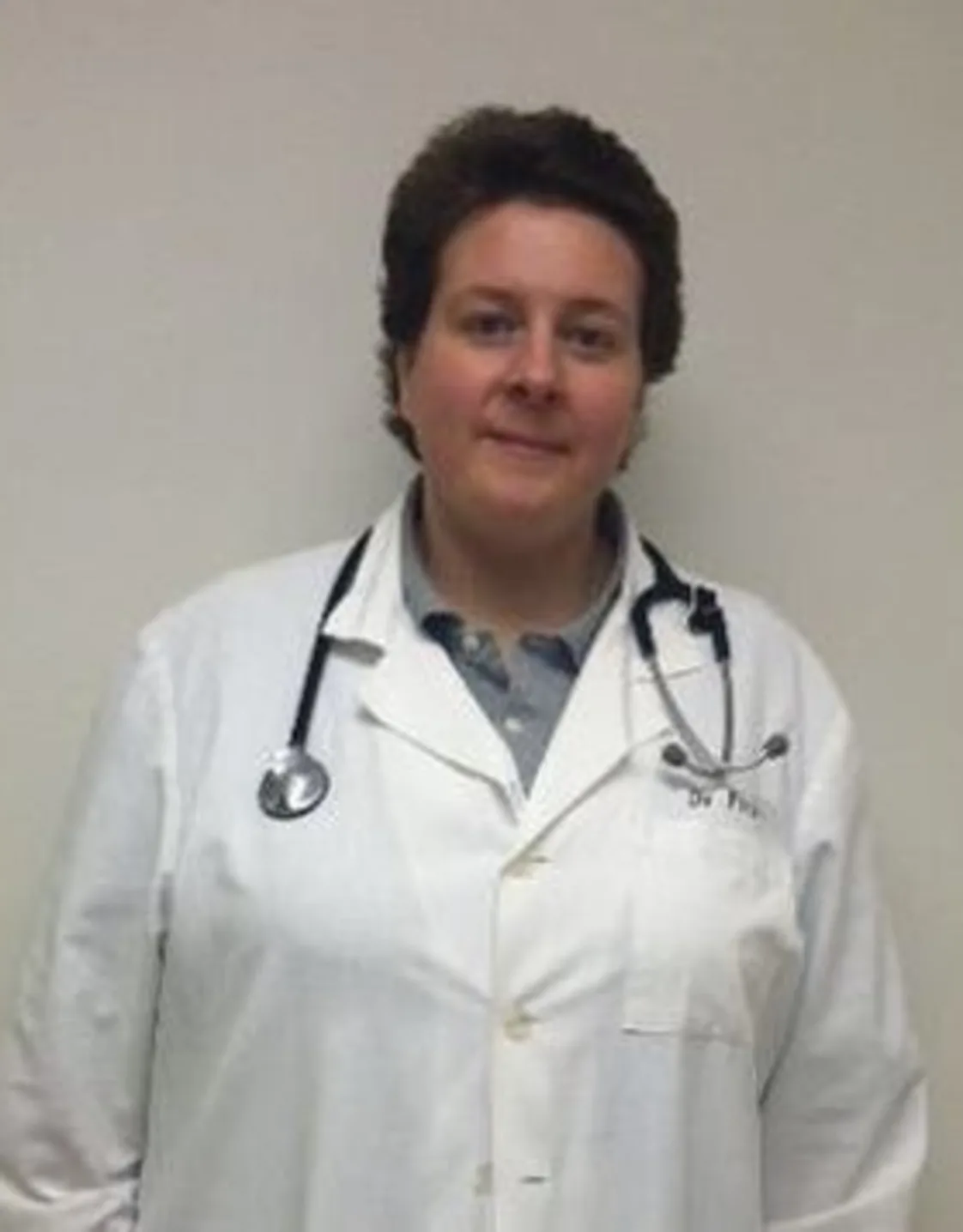 Veterinarian Amy Peck with stethoscope Veterinarian Amy Peck with stethoscope