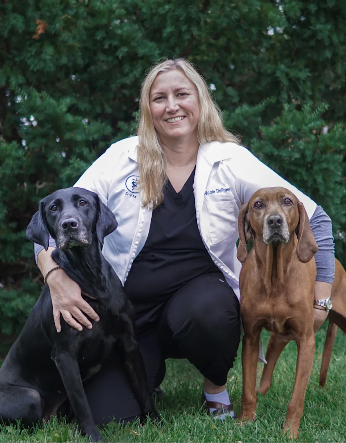 Dr. Nicole Defraeye Dr. Nicole Defraeye