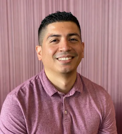 William Romoleroux William Romoleroux