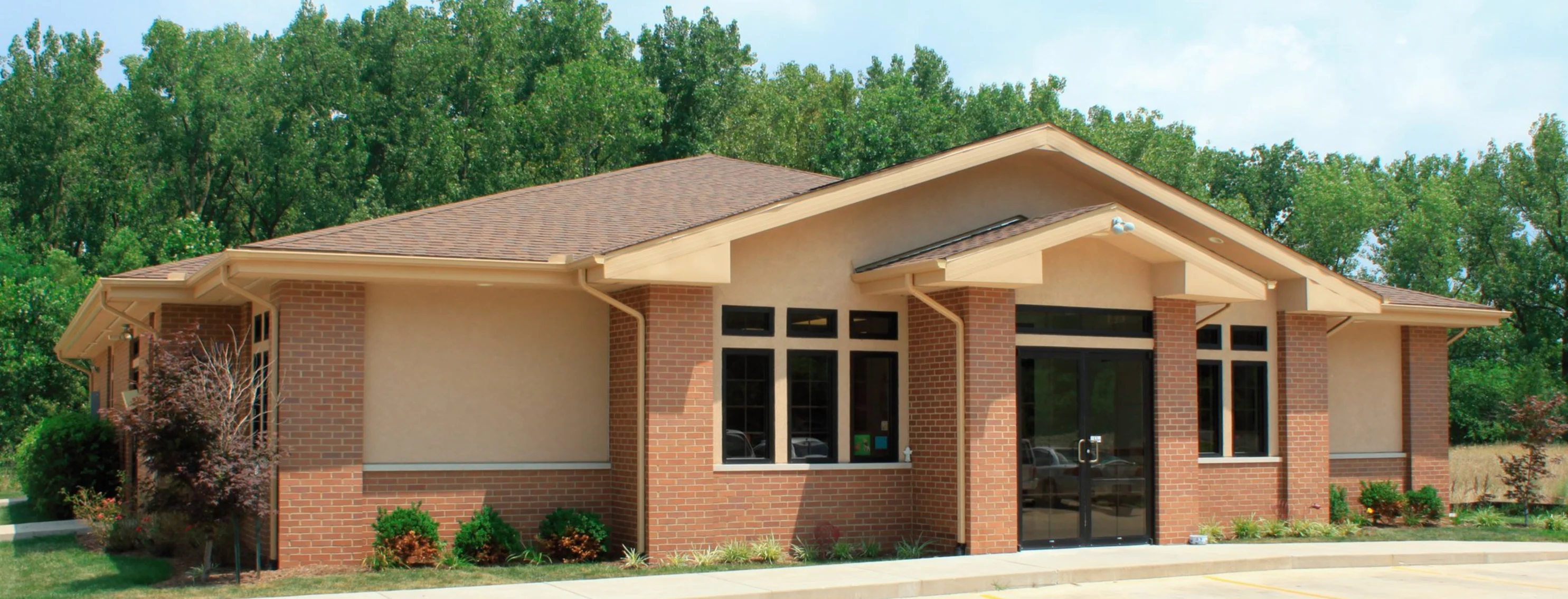 exterior of Fairview Hospital for Animals