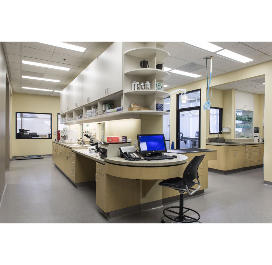 Center Staff Station