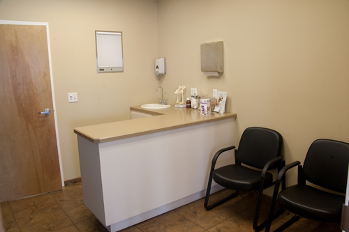 Hawthorne Park Animal Care Center Exam Room