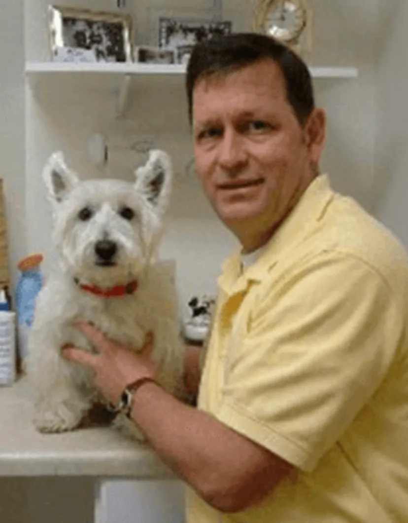 Dr. David Harris​ with dog at  Veterinary Group of Chesterfield