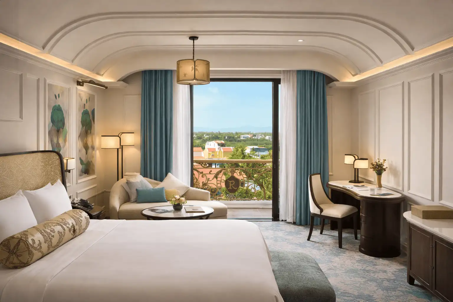 Forbes Travel Guide Standards Checklist 
