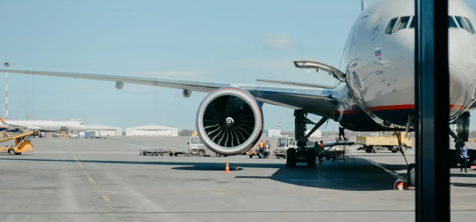 How can the aviation industry use RFID and NFC tech to streamline maintainance and repair?