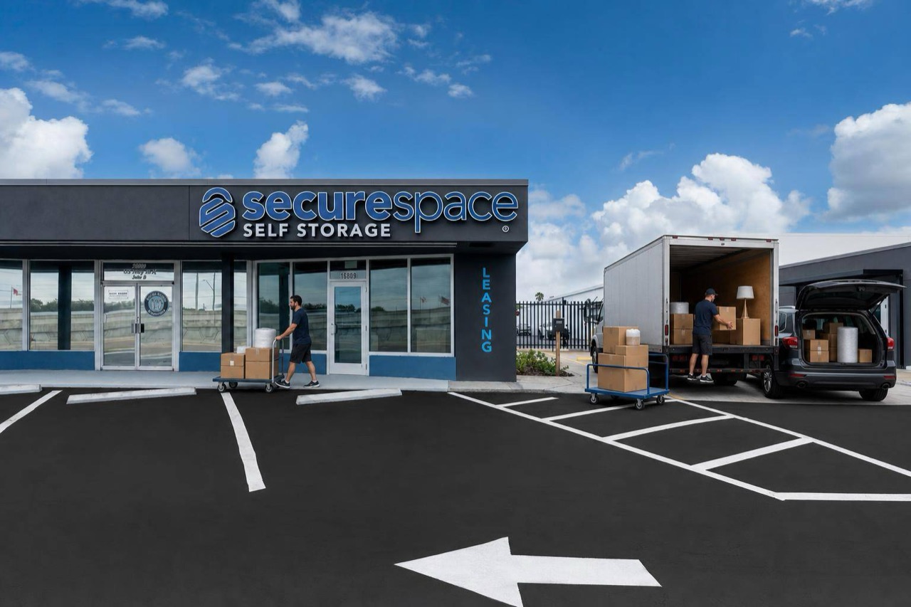 moving-supplies-storage-clearwater-hero