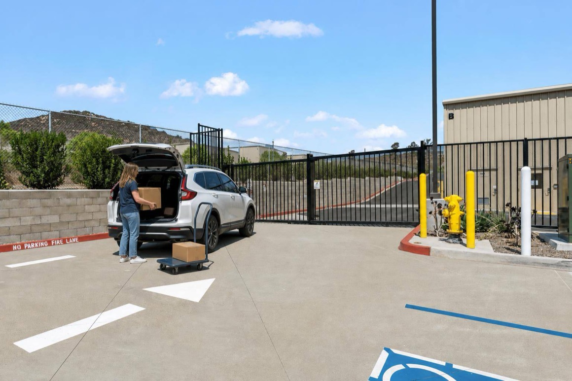 spring-valley-ca-storage-reservation-guide-11902-campo-rd-hero