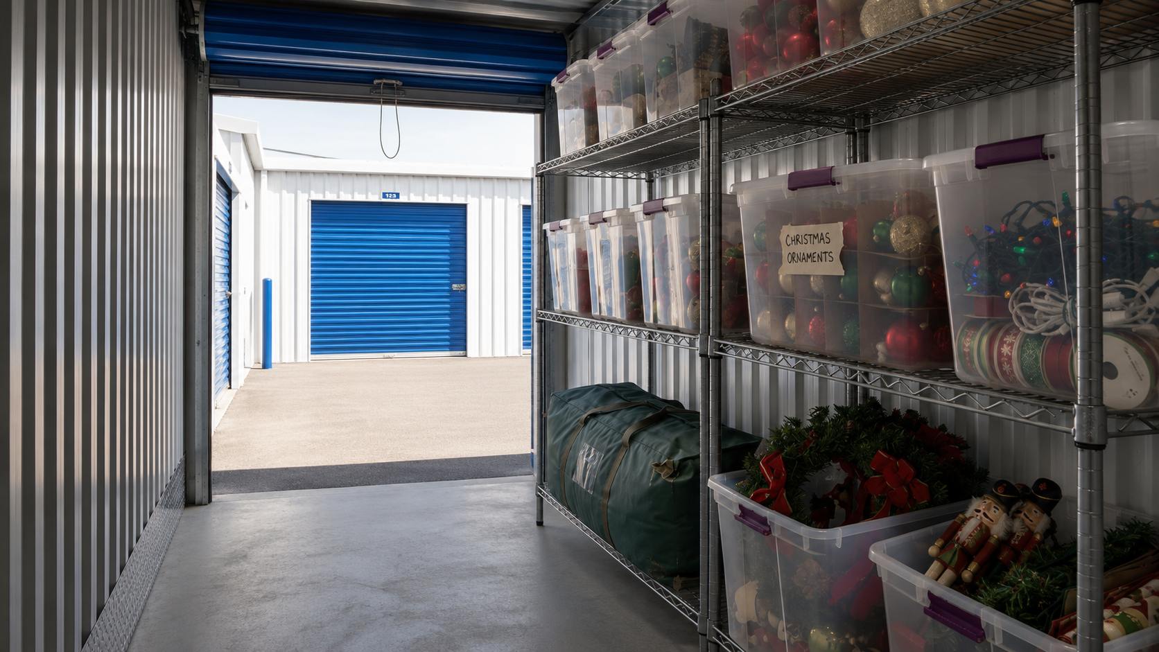 L021-holiday-decoration-storage-homestead-fl-hero