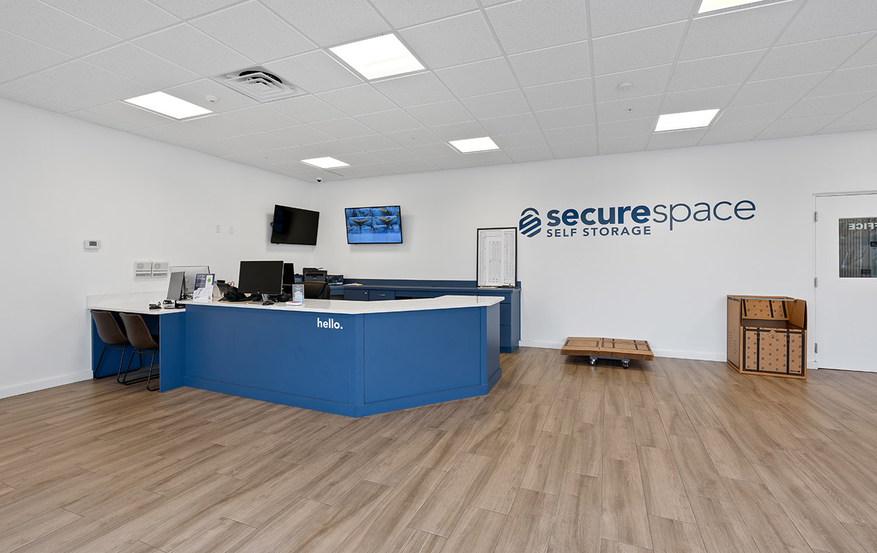 L017 - Riverview, FL Lobby Shot.jpg