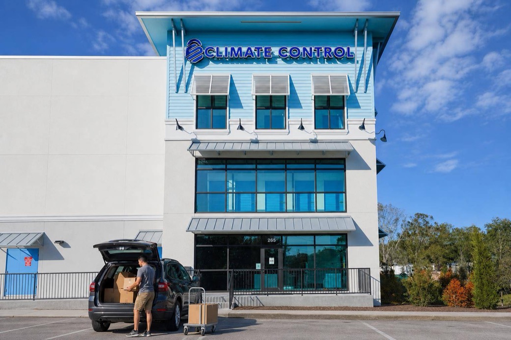 L010-affordable-storage-palm-harbor-hero