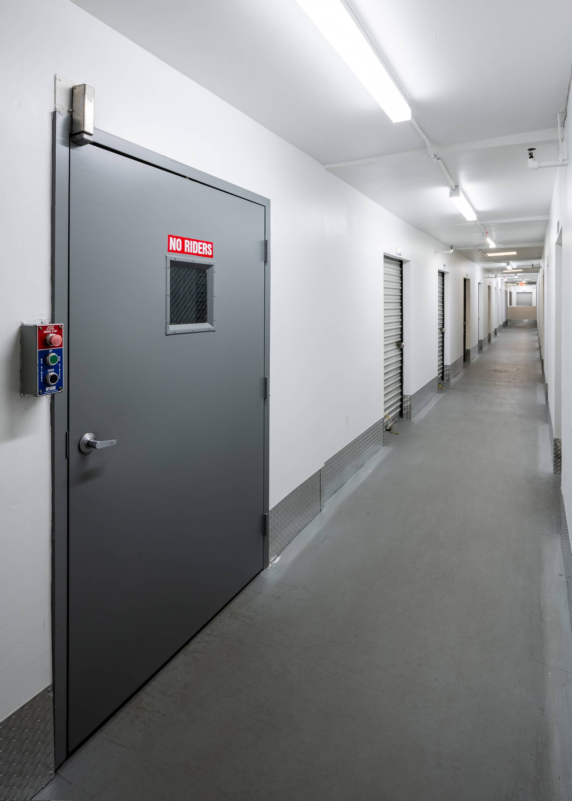 L027 - Vista, CA Storage Unit.jpg