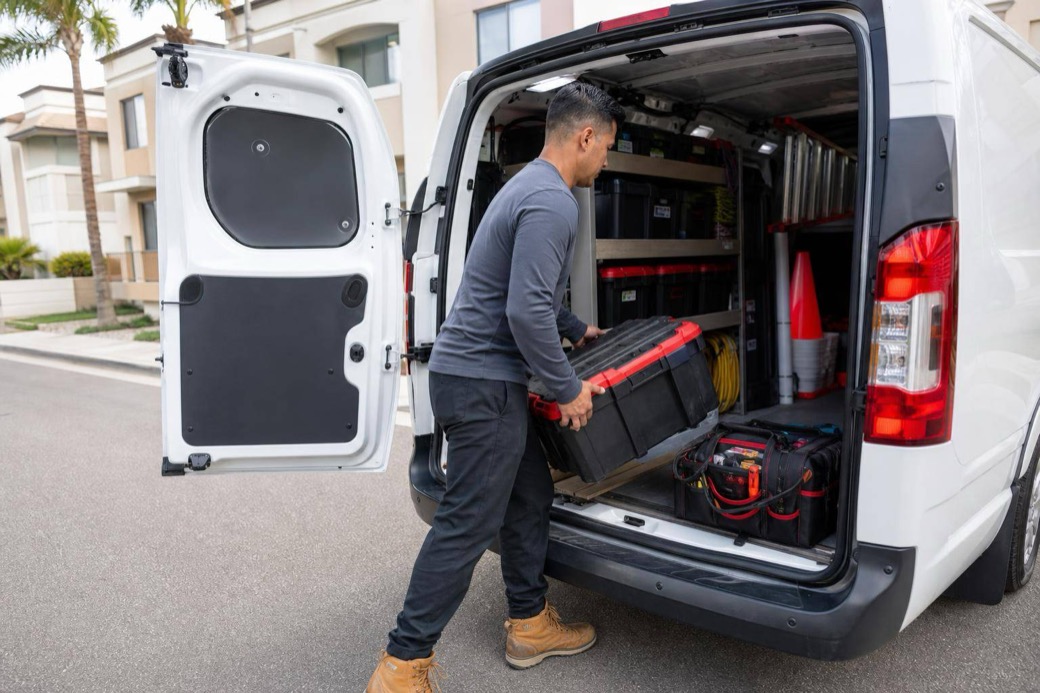 L015-tool-storage-work-gear-waipahu-hi-hero
