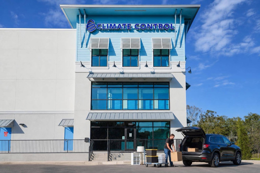 L010-5x10-storage-units-palm-harbor-hero