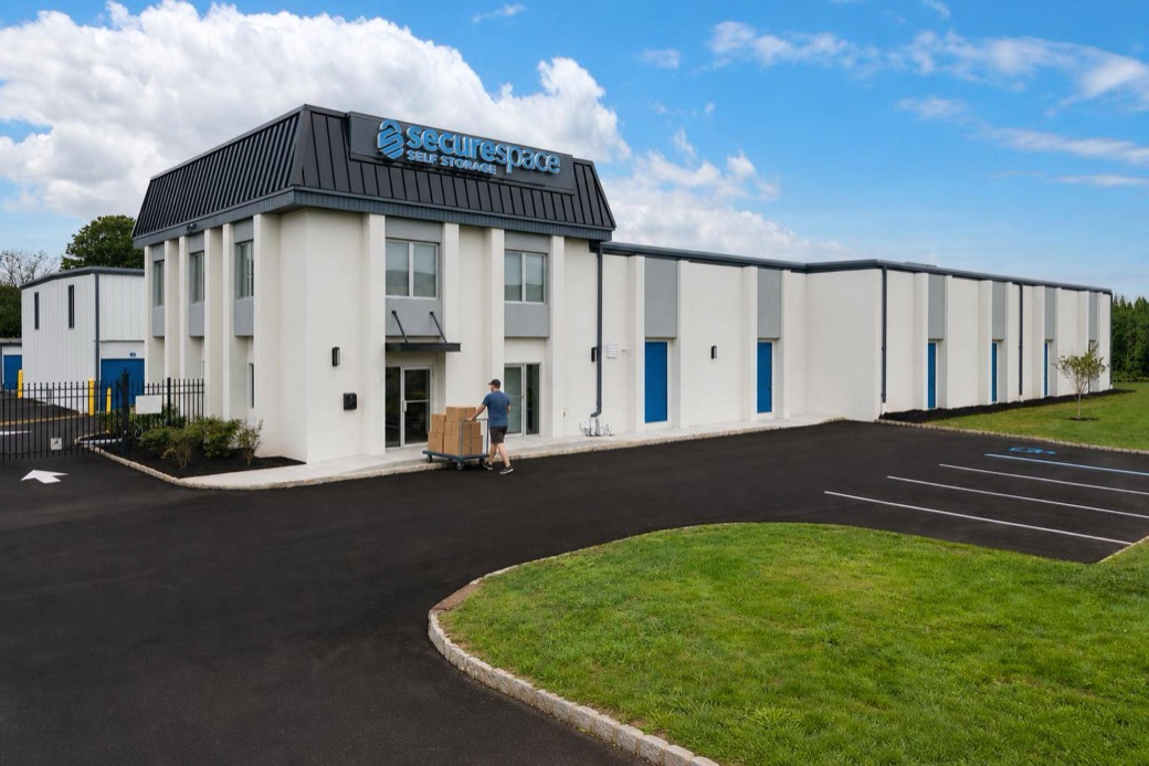 L013-storage-units-piscataway-hero