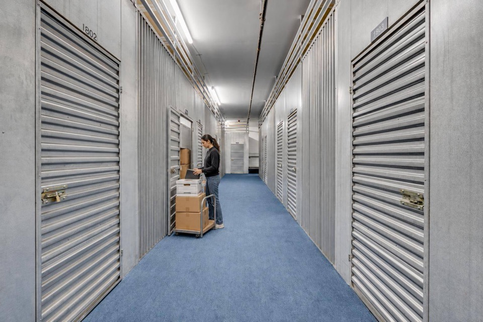 L009-business-storage-rules-lanham-hero