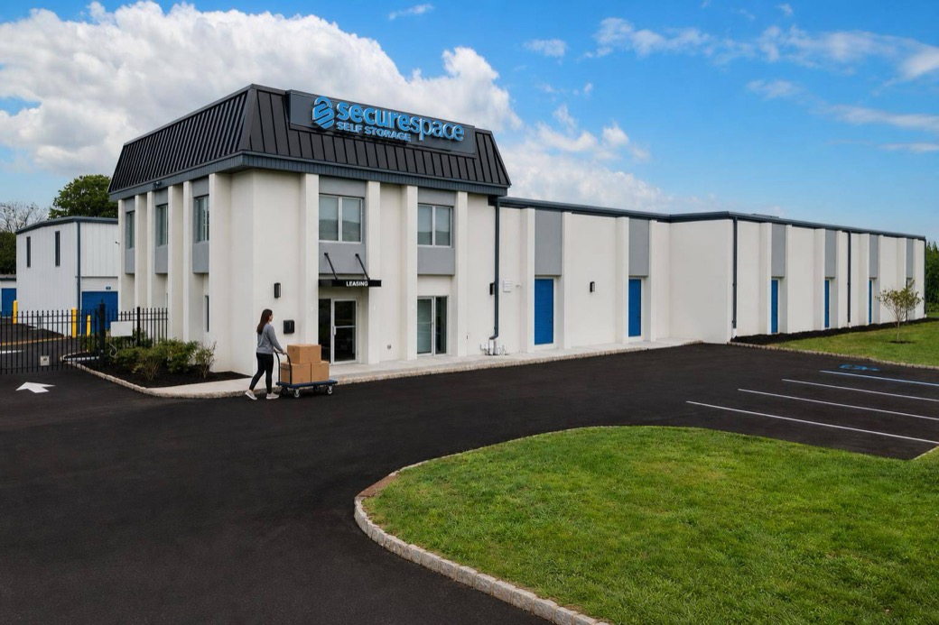 L013-secure-self-storage-piscataway-hero