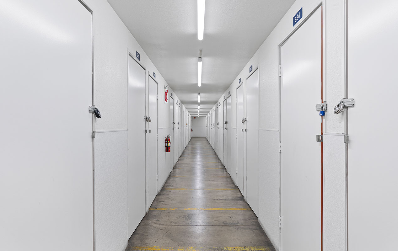 L047 - Van Nuys, CA Storage Unit.jpg