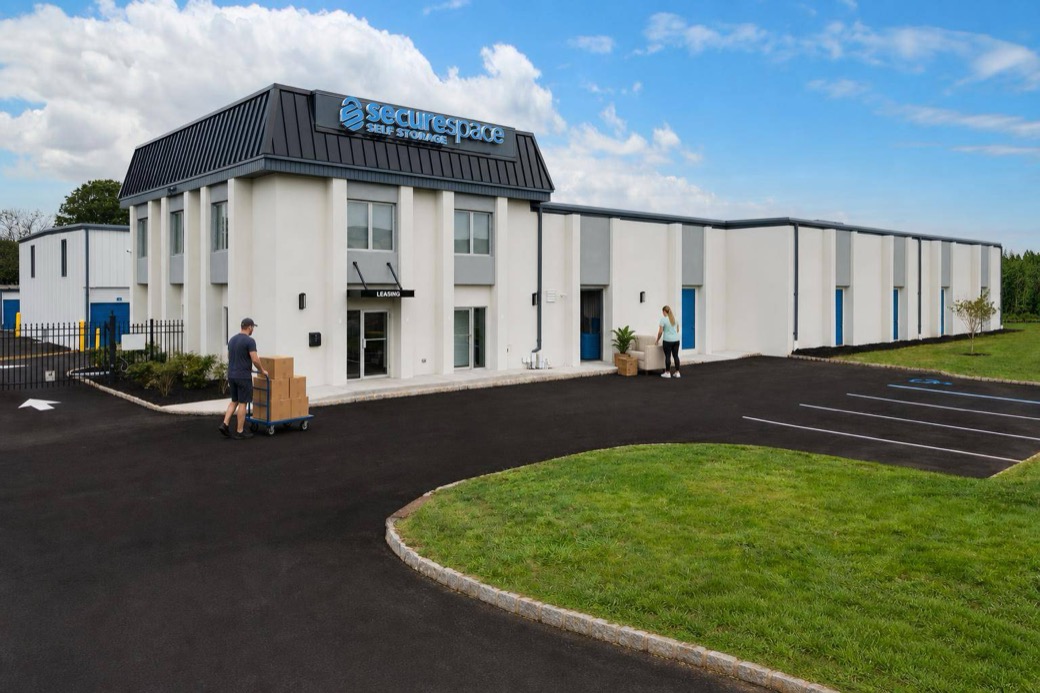 L013-10x30-storage-units-extra-big-moves-major-projects-piscataway-nj-hero
