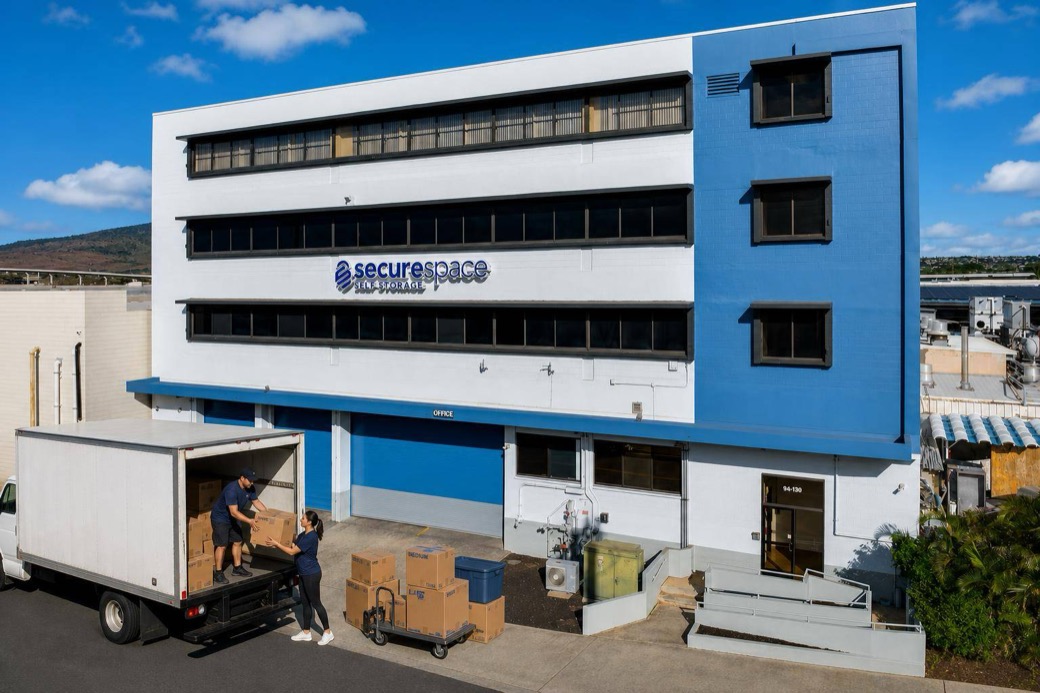 L015-moving-supplies-storage-checklist-waipahu-hi-hero