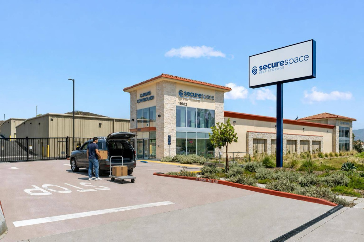 spring-valley-storage-campo-rd-hero