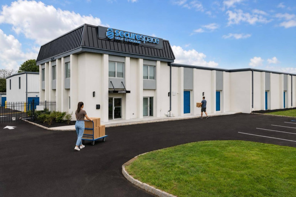 L013-self-storage-piscataway-hero