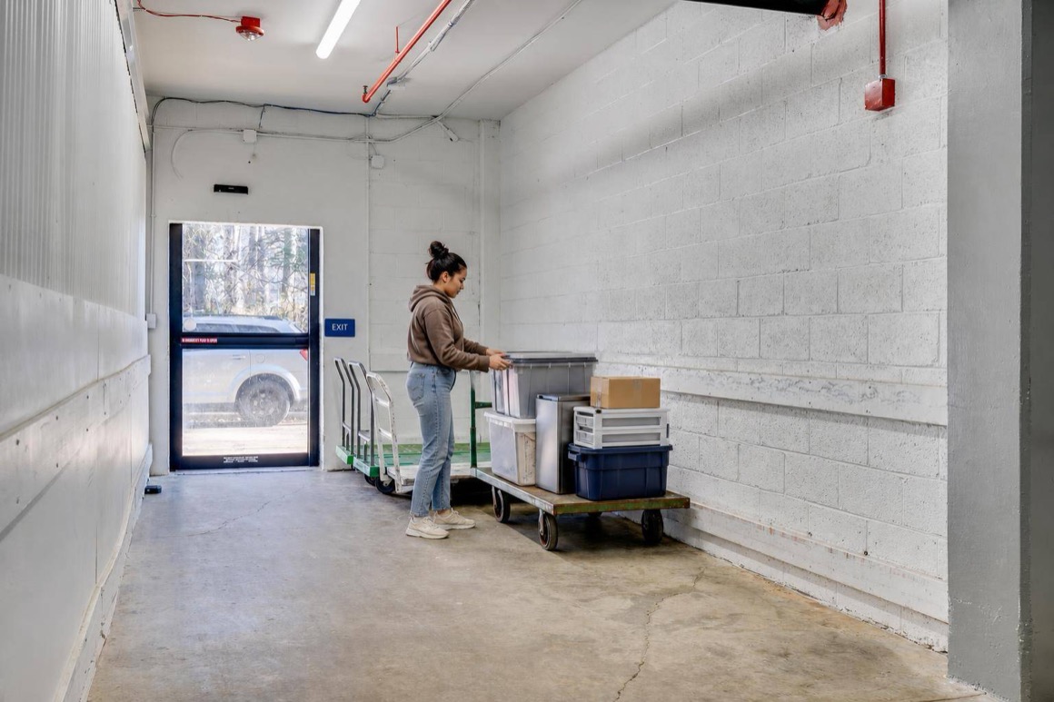 L009-mini-storage-lanham-hero