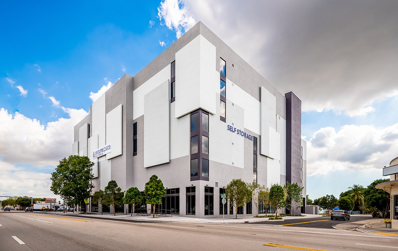 L076 - Coral Gables, FL HERO Shot.jpg