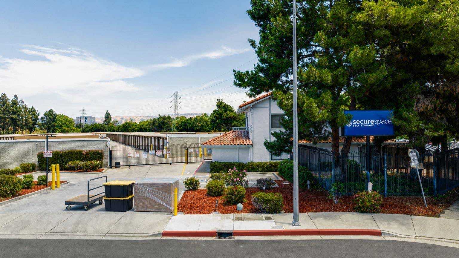 campbell-self-storage-hero