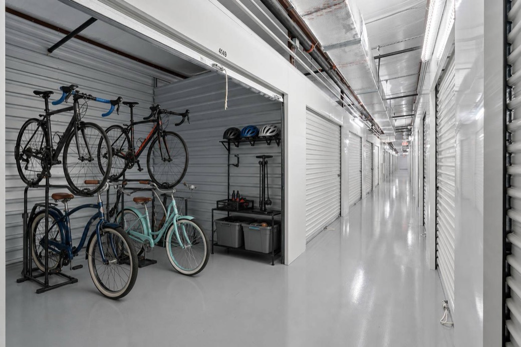 L017-bicycle-storage-riverview-fl-hero