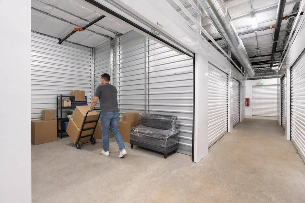 spring-valley-storage-units-downtown-campo-rd-hero