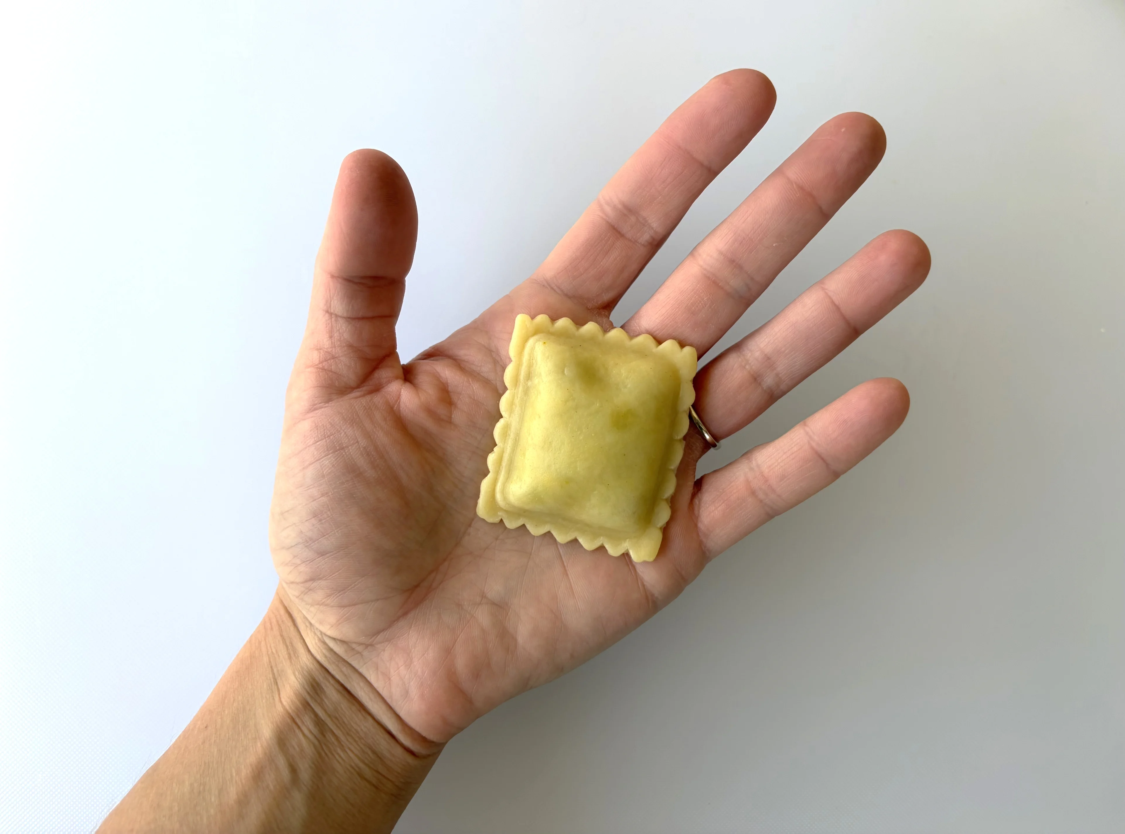 Ravioli whole hand pic