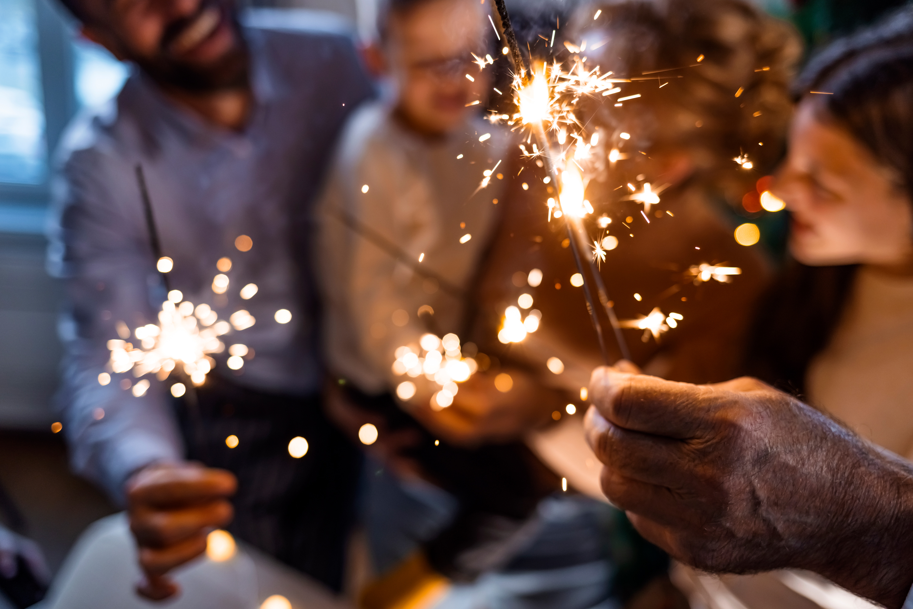 can you share a cigarette with someone who has hiv HIV and Smoking: What Are the Risks?