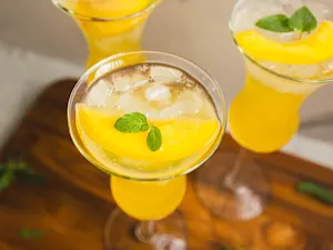 mias peach sangria (13)