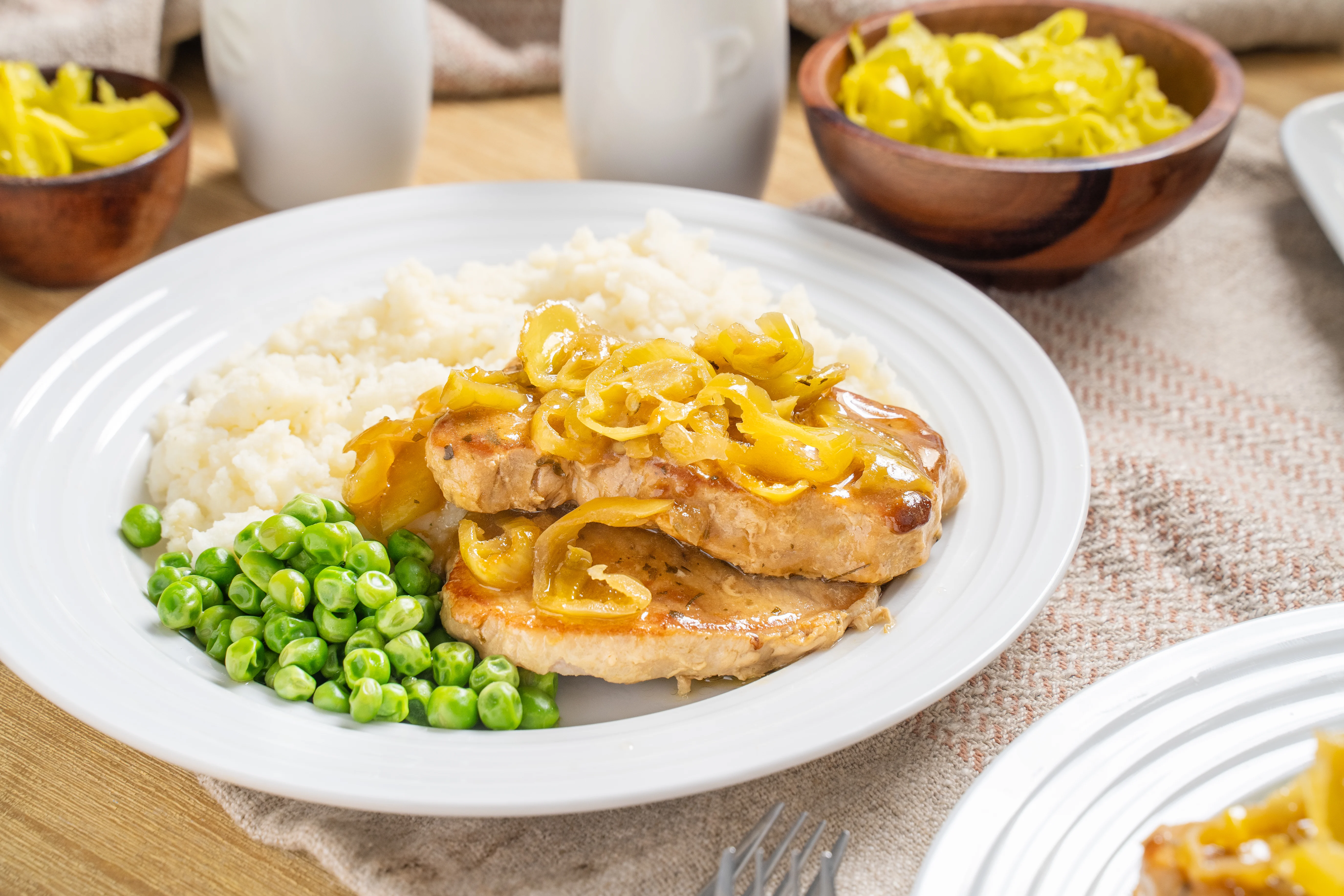 Slow Cooker Mississippi Pork Chops | Recipe Reader