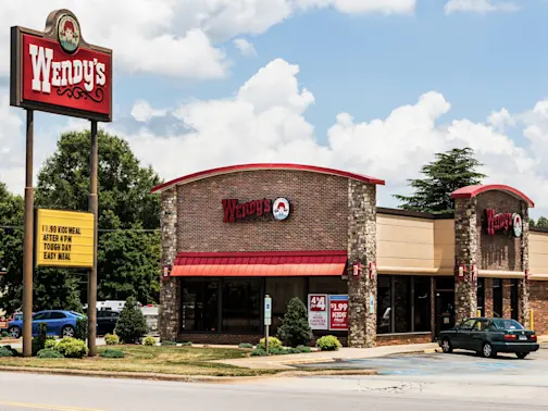 Will AI Mess Up Your Frosty? Wendy's Drive-Thru Sparks Hot Debate-1