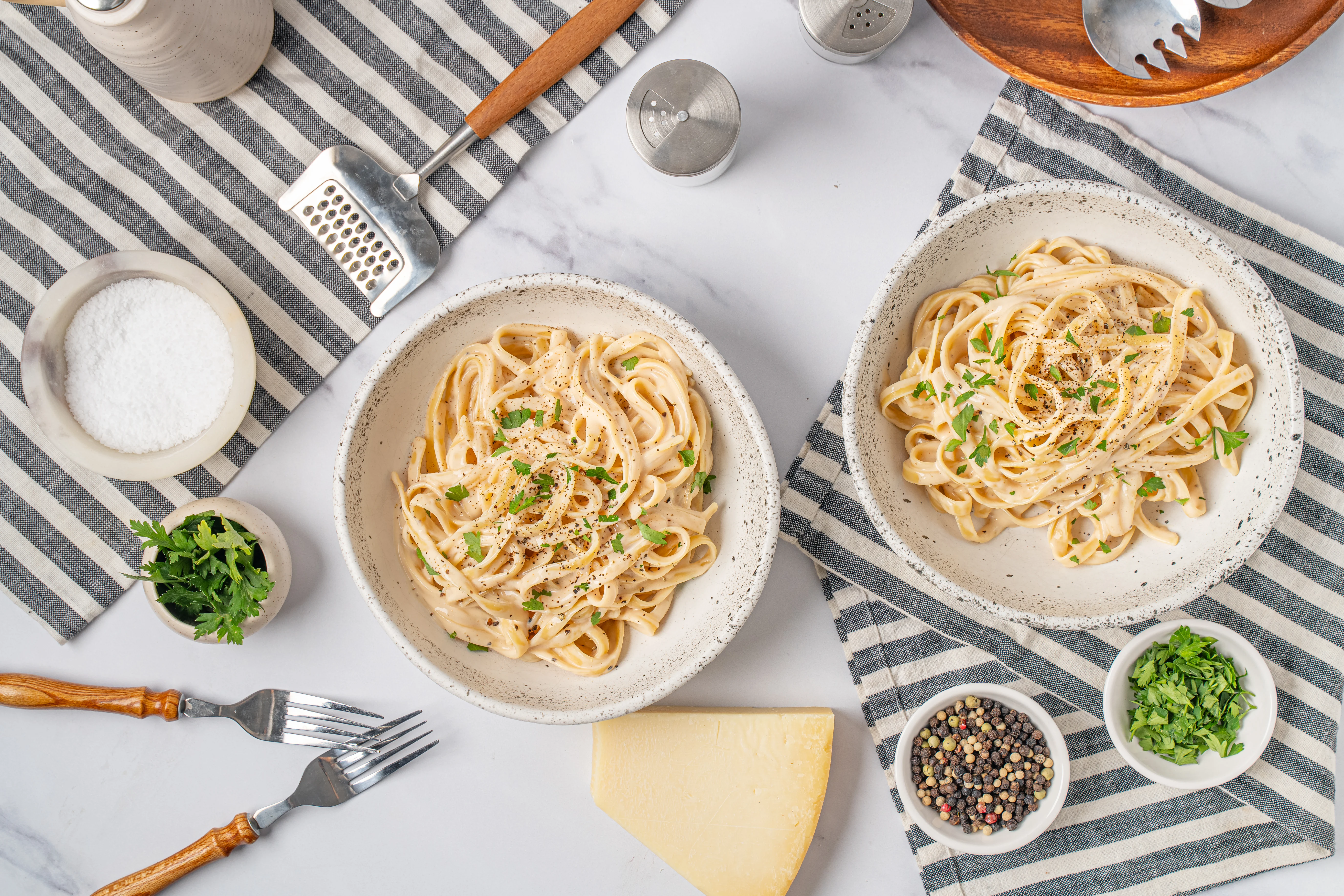 Fettuccine Alfredo Surprise | Lazy Cooking