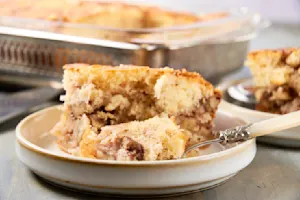 Apple Cream Cake