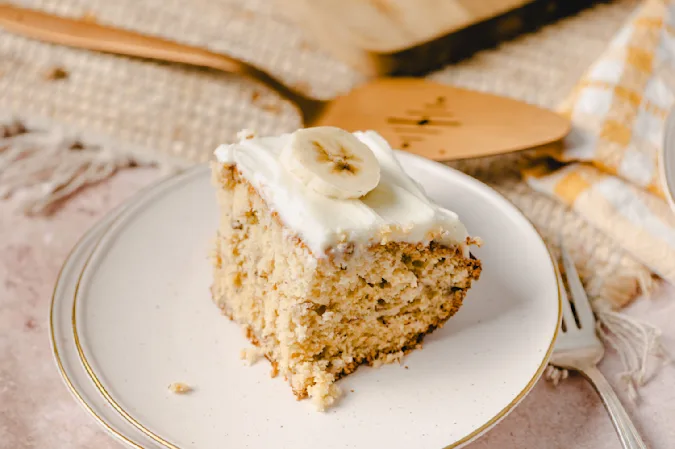 Readers' Favorite Banana Cake