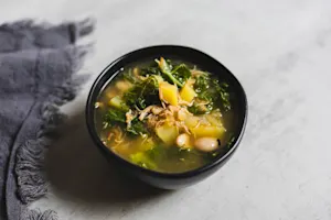 Skinny Chicken Kale Soup (6)