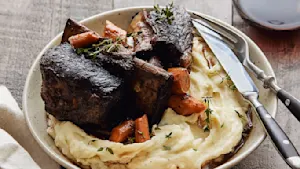Slow N' Easy Short Ribs