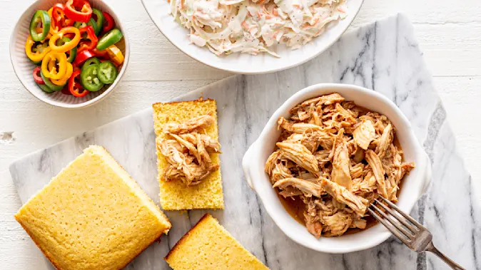 Slow Cooker Pulled Chicken Sandwiches
