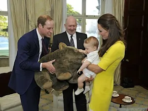 Prince William, Catherine, Prince George and Peter Cosgrove